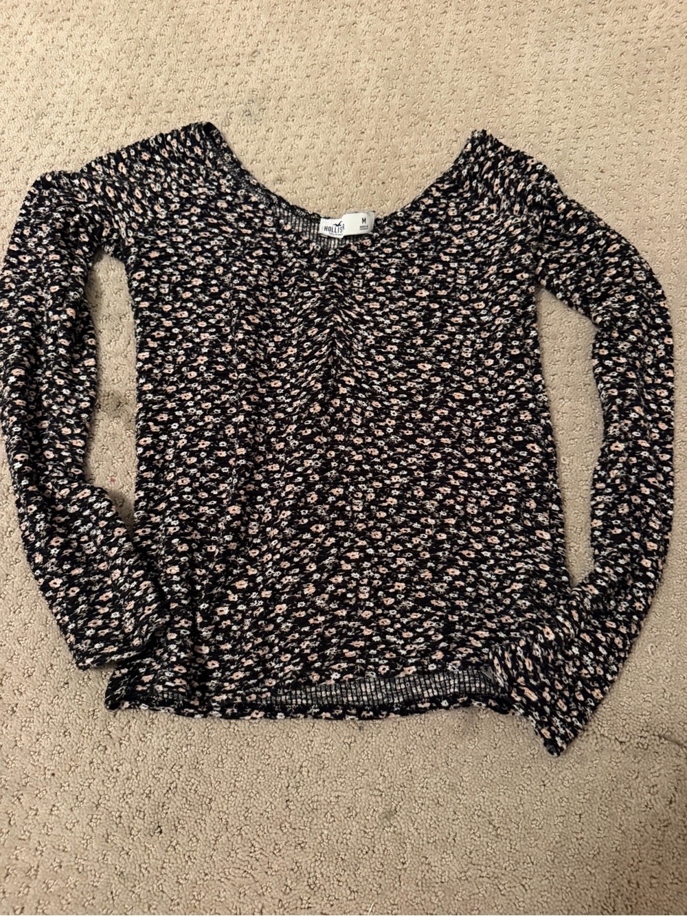 Hollister Black Long-Sleeve Floral Ruched Top